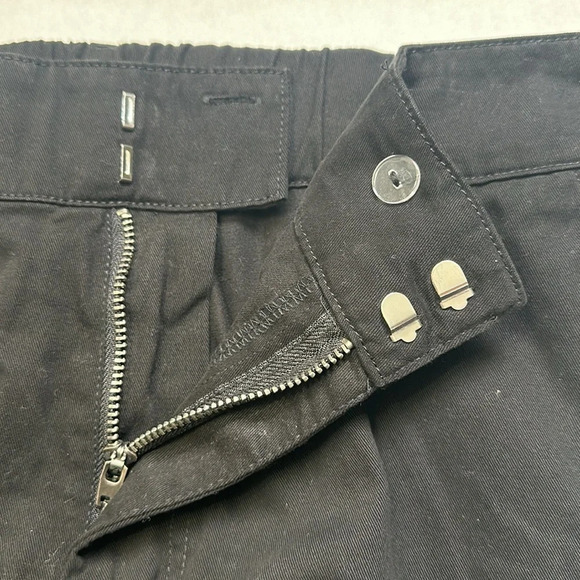 Forever 21 Black Distressed Denim Jogger Womens Size Large NWT 100% Cotton - Picture 8 of 13